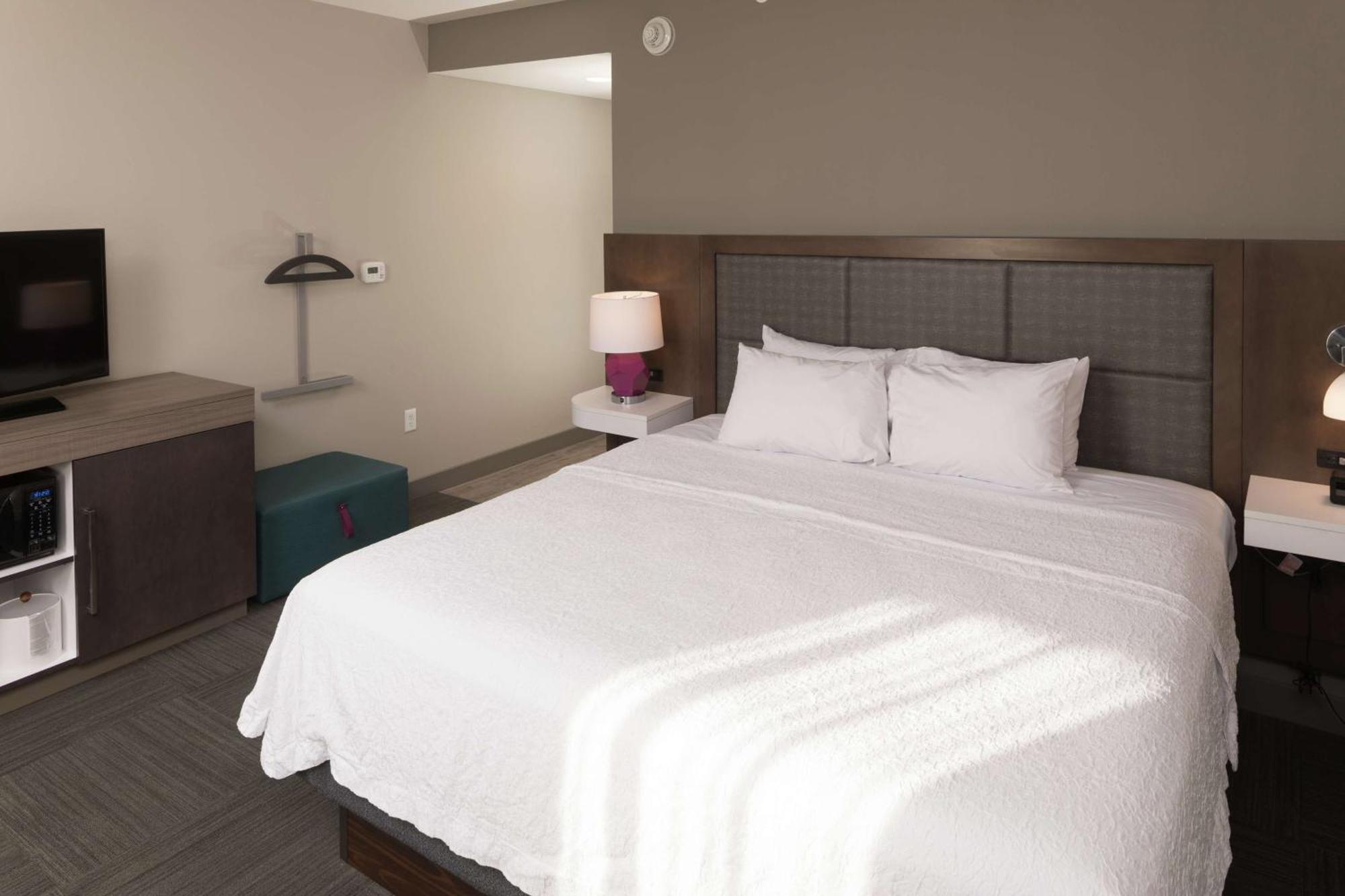 Hampton Inn & Suites Asheville Biltmore Area Exteriör bild