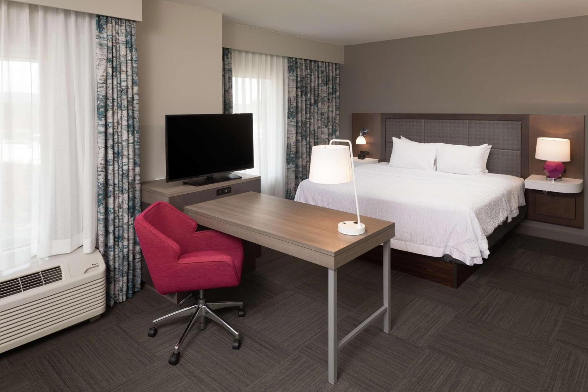 Hampton Inn & Suites Asheville Biltmore Area Exteriör bild